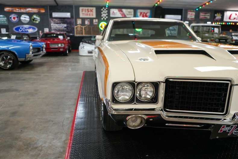 1972 Oldsmobile Hurst/Olds Indianapolis 500 Pace Car Edition 28