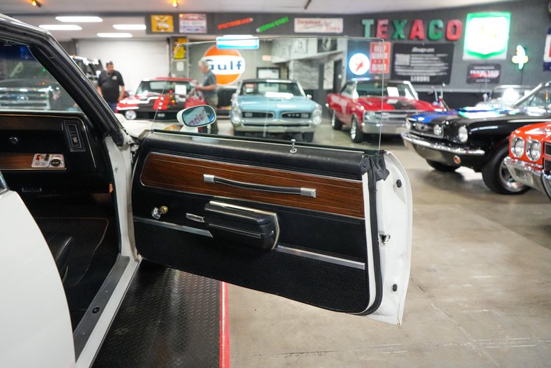1972 Oldsmobile Hurst/Olds Indianapolis 500 Pace Car Edition 70