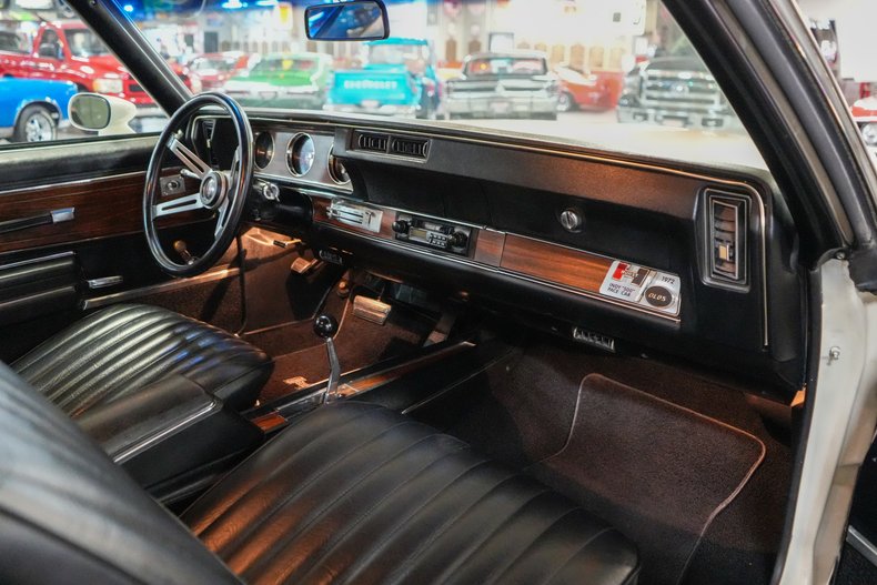 1972 Oldsmobile Hurst/Olds Indianapolis 500 Pace Car Edition 74