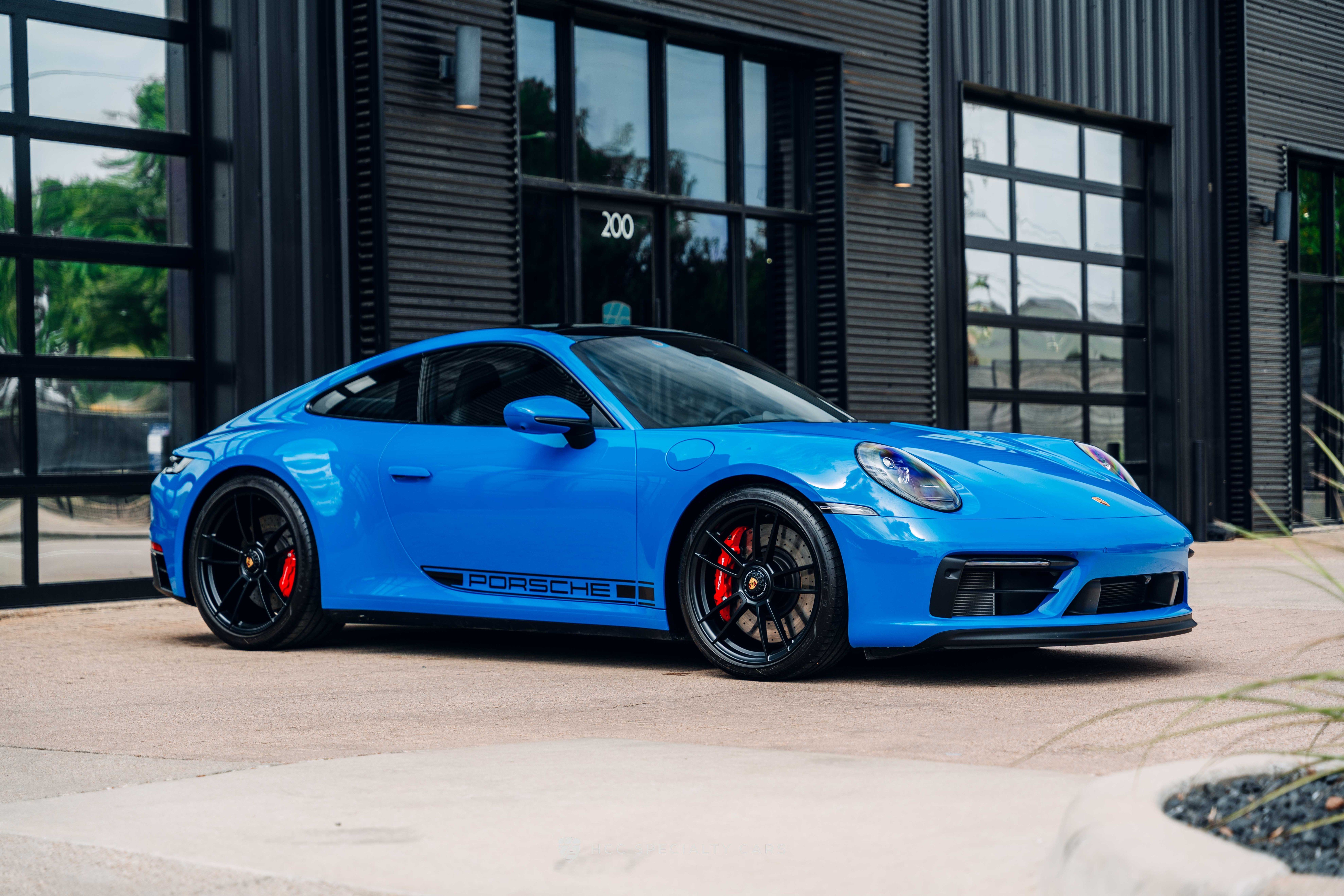 2023 Porsche 911 GTS - Photo 8