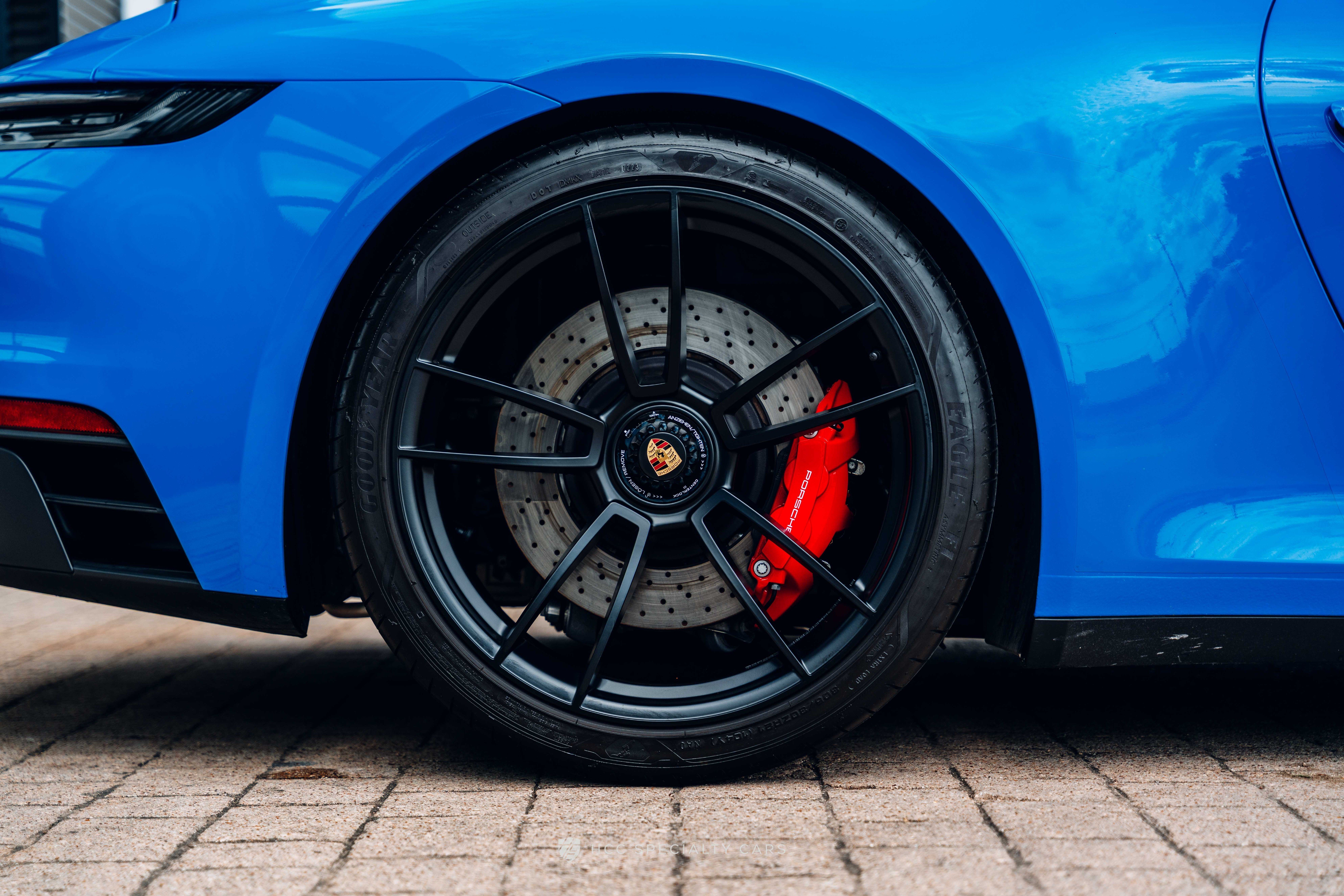 2023 Porsche 911 GTS - Photo 11