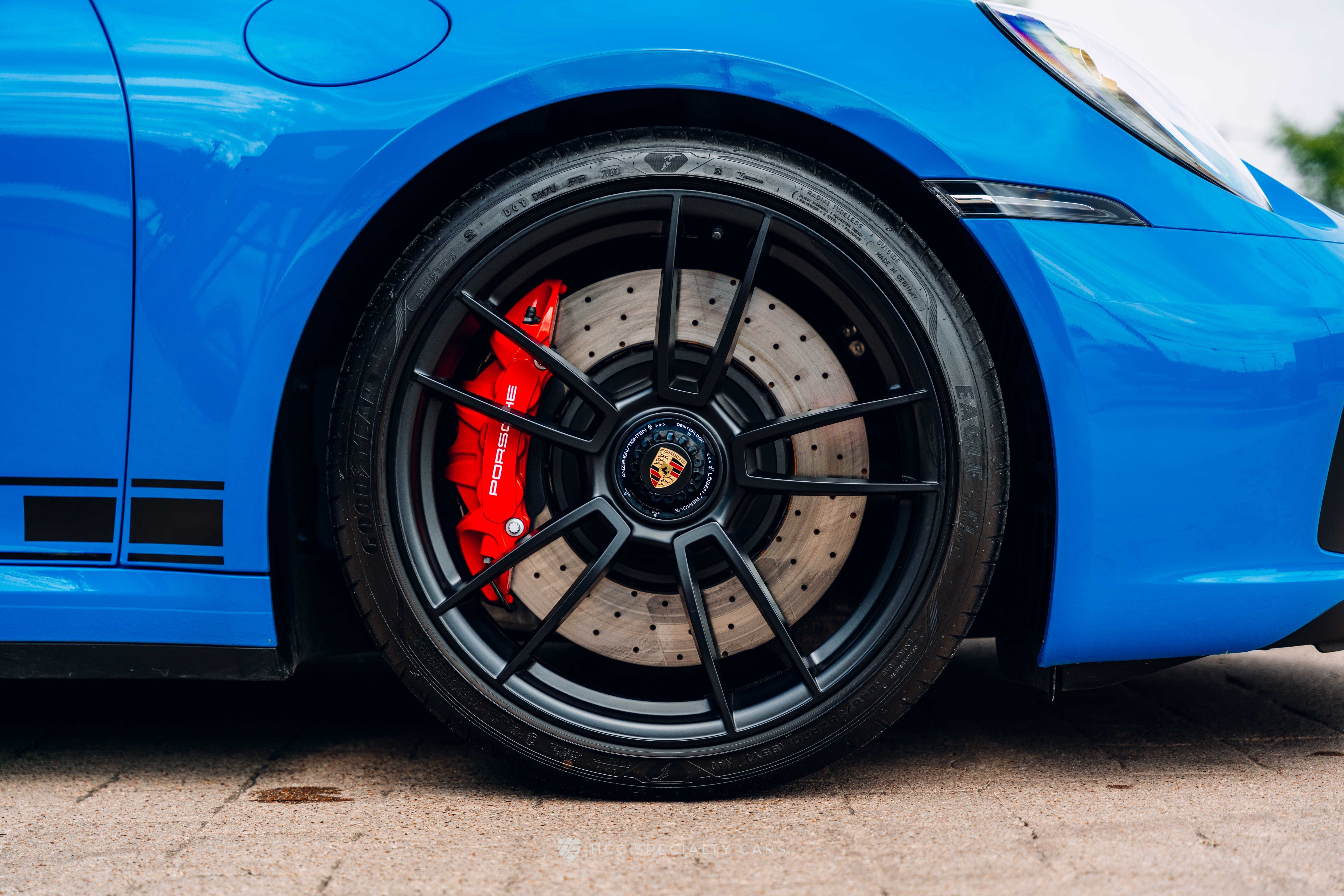 2023 Porsche 911 GTS - Photo 12