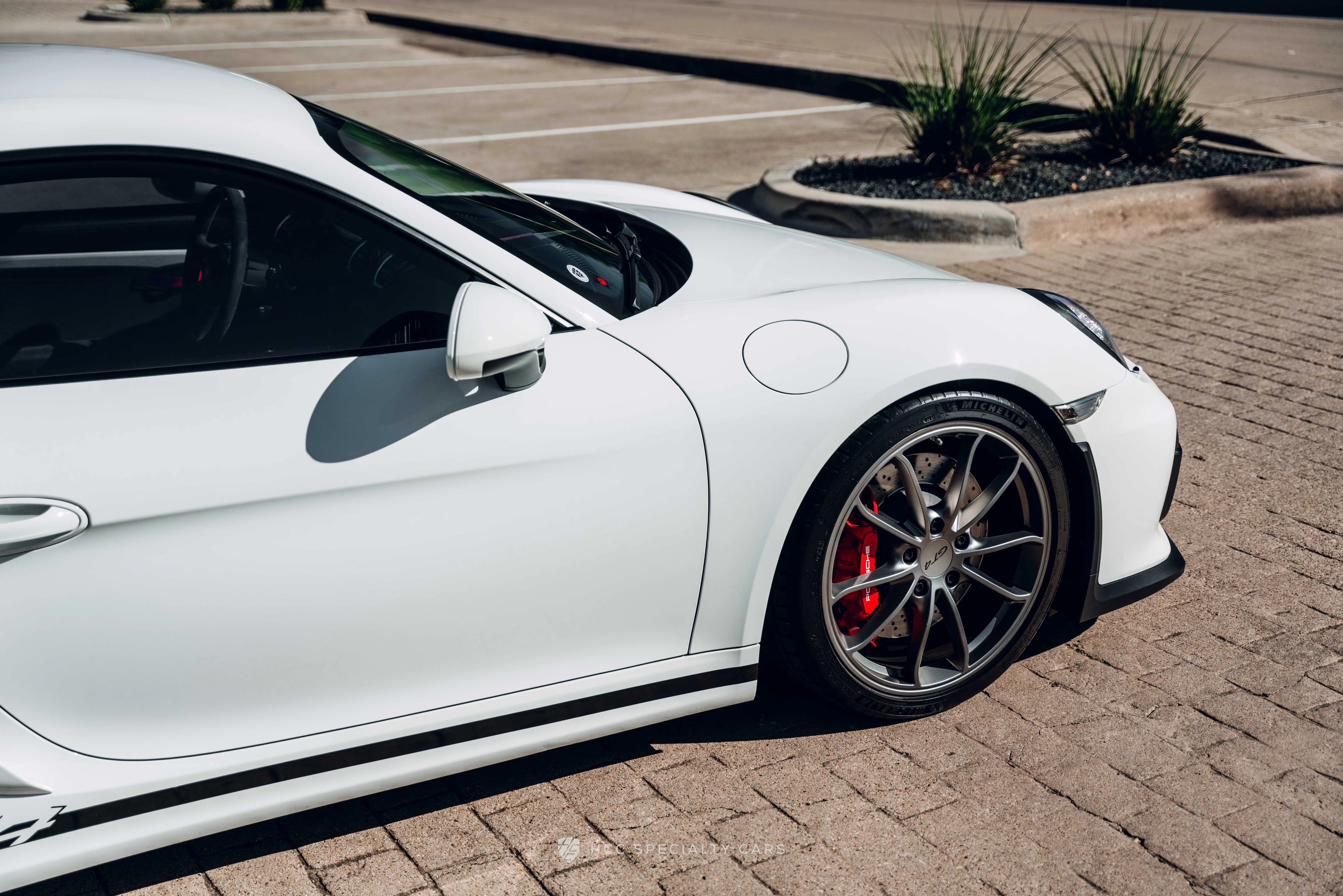 2016 Porsche Cayman GT4 - Photo 14