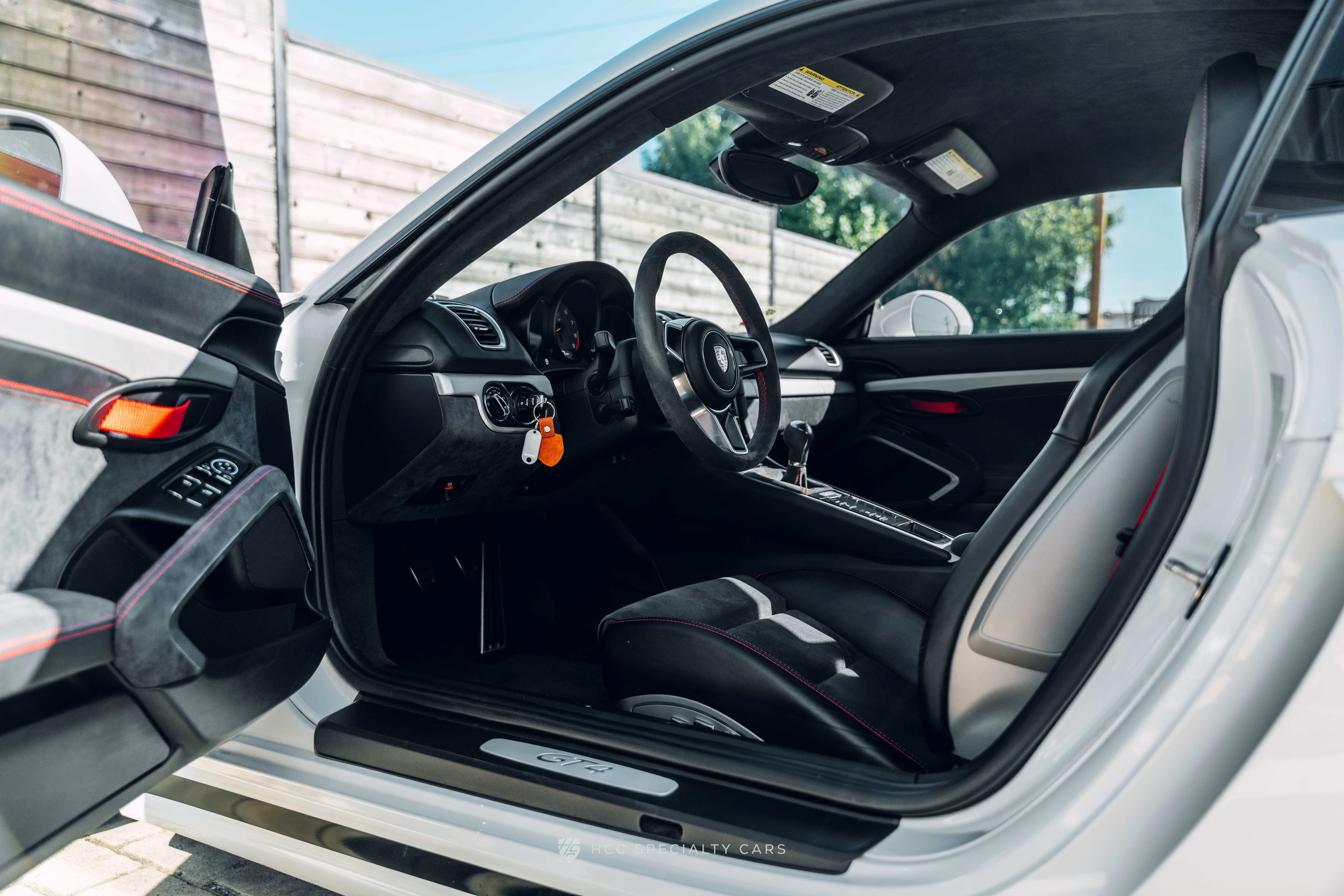 2016 Porsche Cayman GT4 - Photo 34
