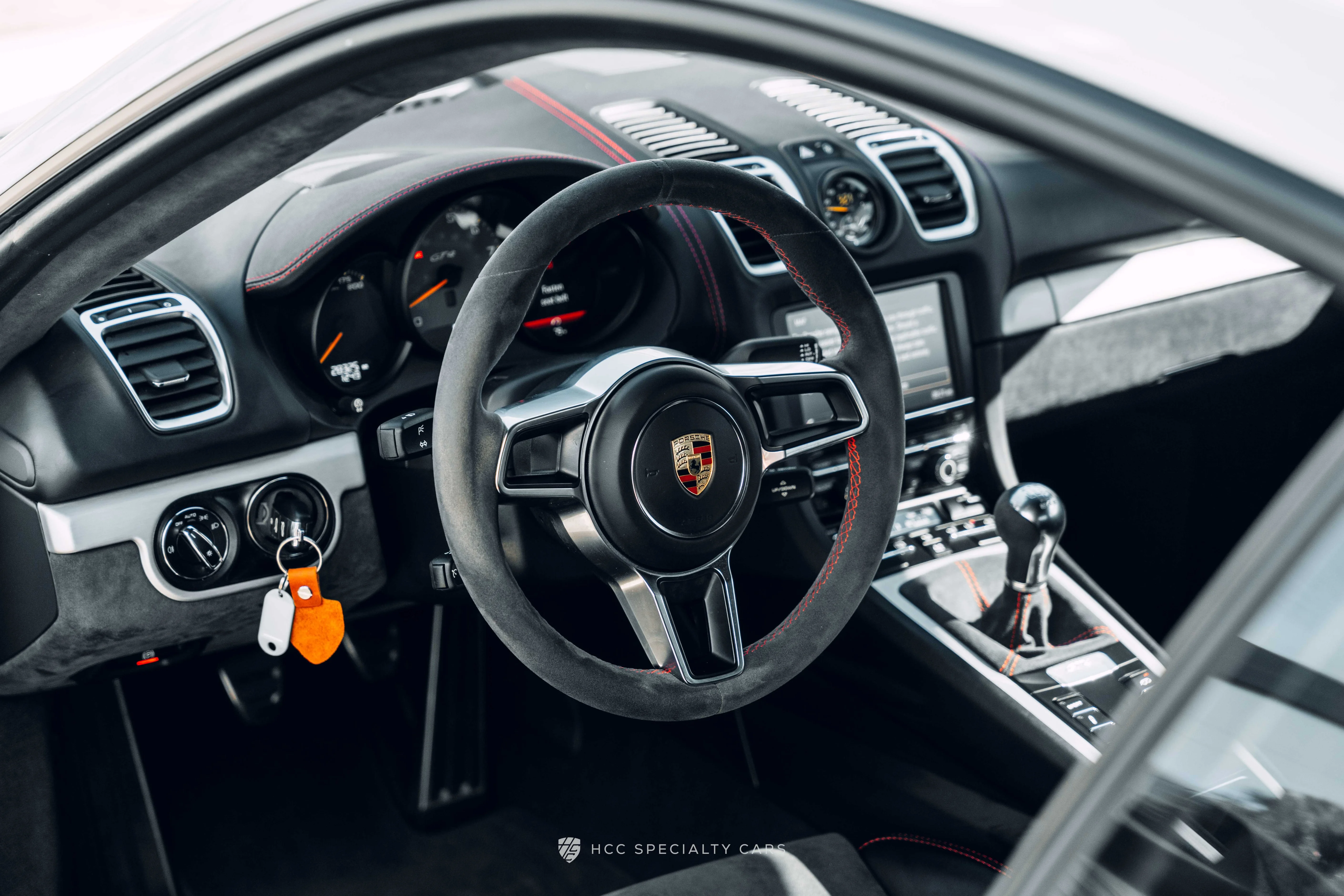 2016 Porsche Cayman GT4 - Photo 37