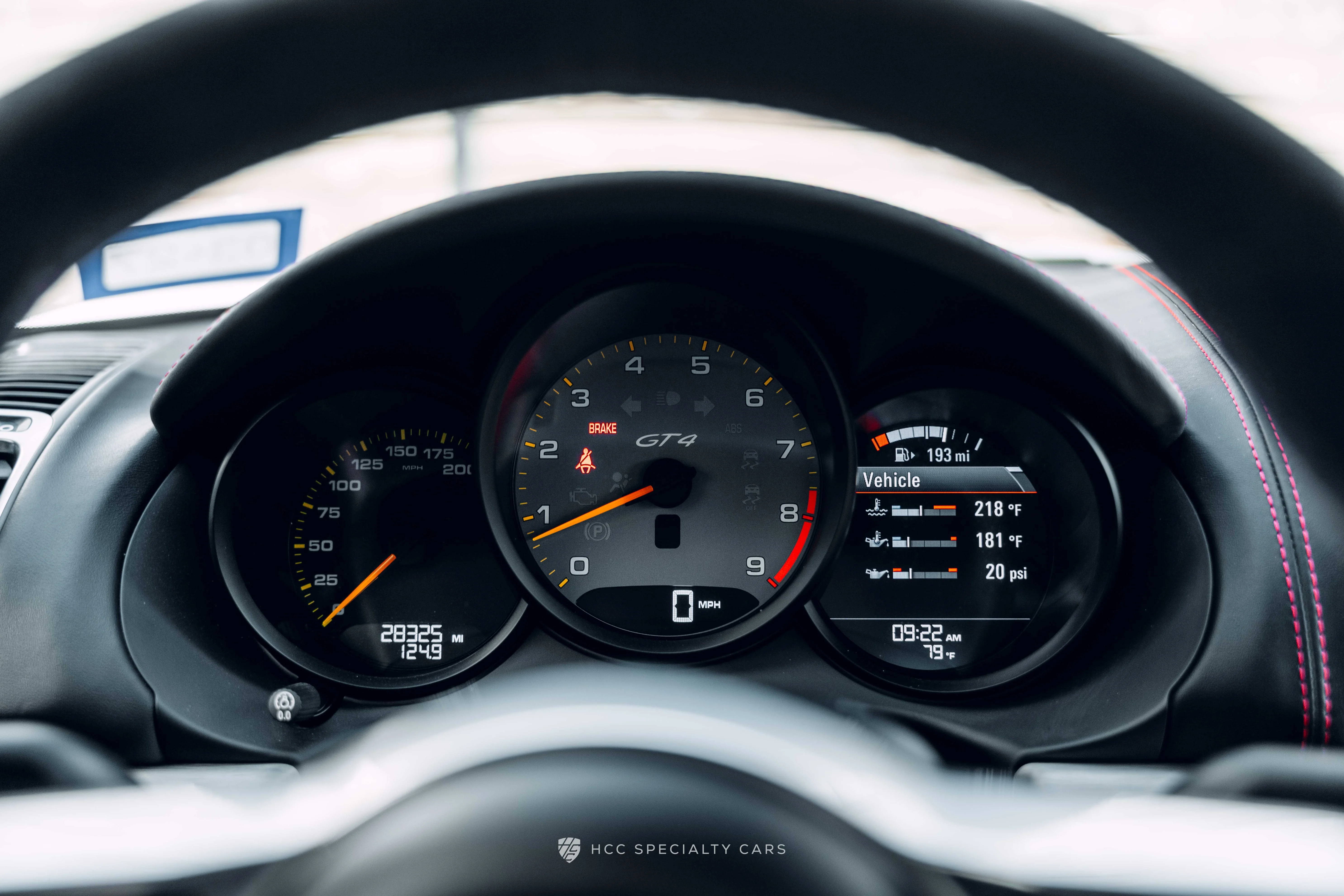 2016 Porsche Cayman GT4 - Photo 38