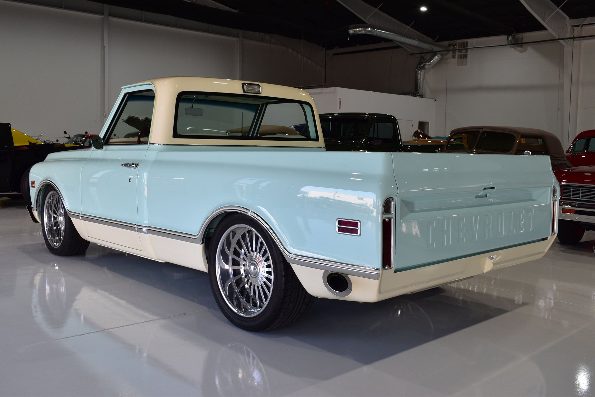 For Sale 1971 Chevrolet C10 Short Bed Resto-Mod 565ci