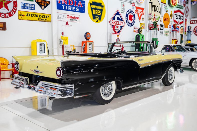 For Sale 1957 Ford Sunliner