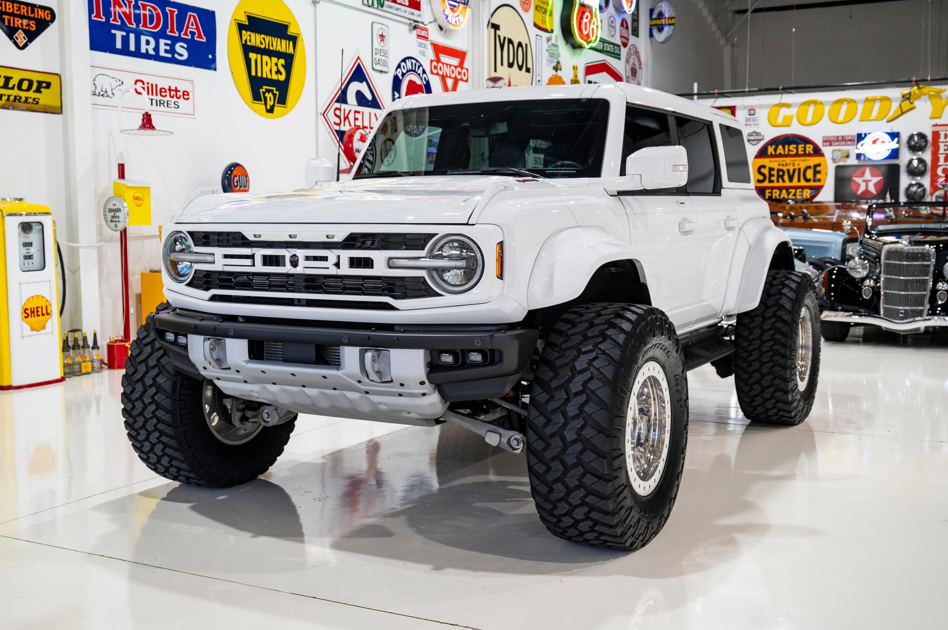 2023 ford bronco raptor