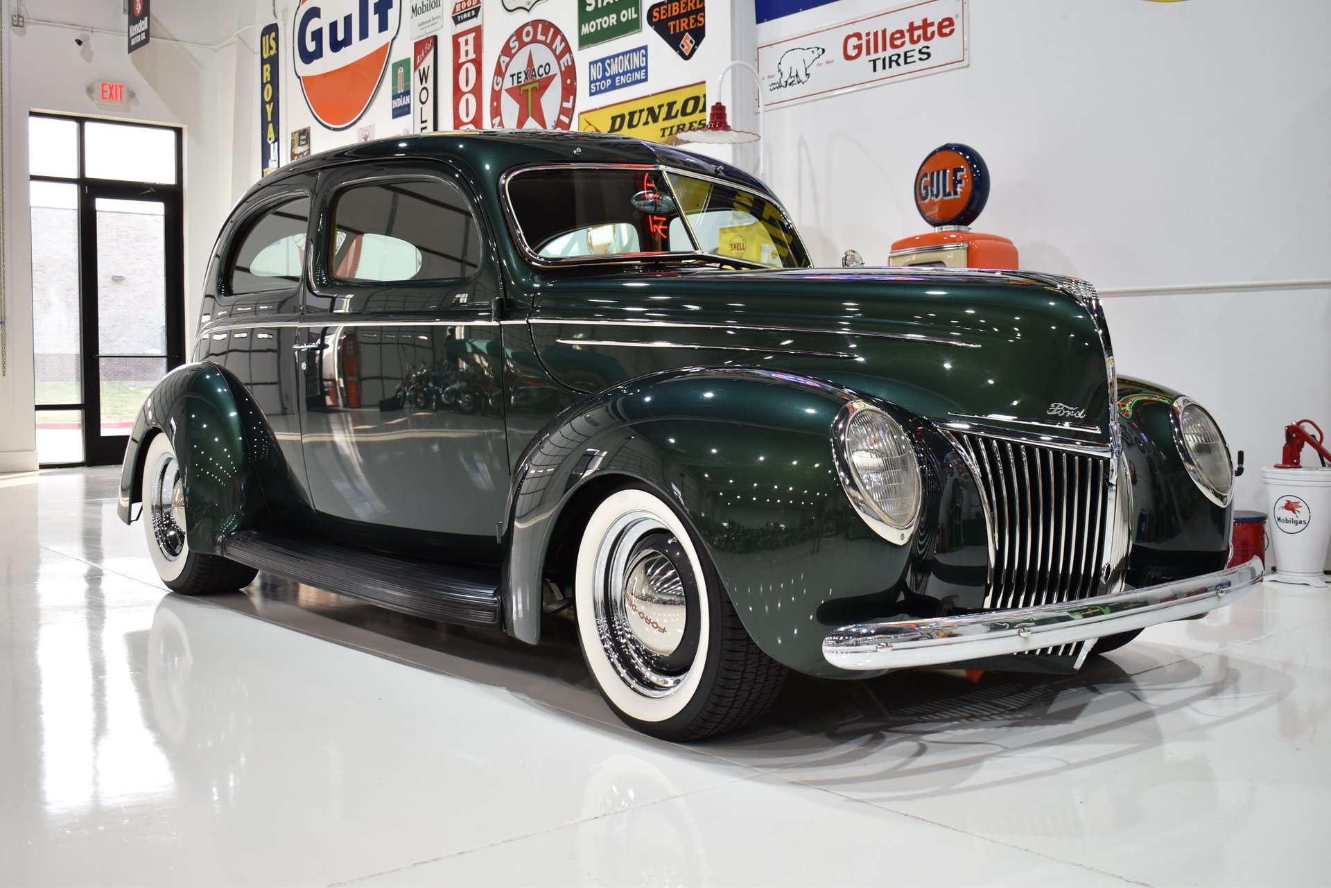 For Sale 1939 Ford Deluxe Tudor