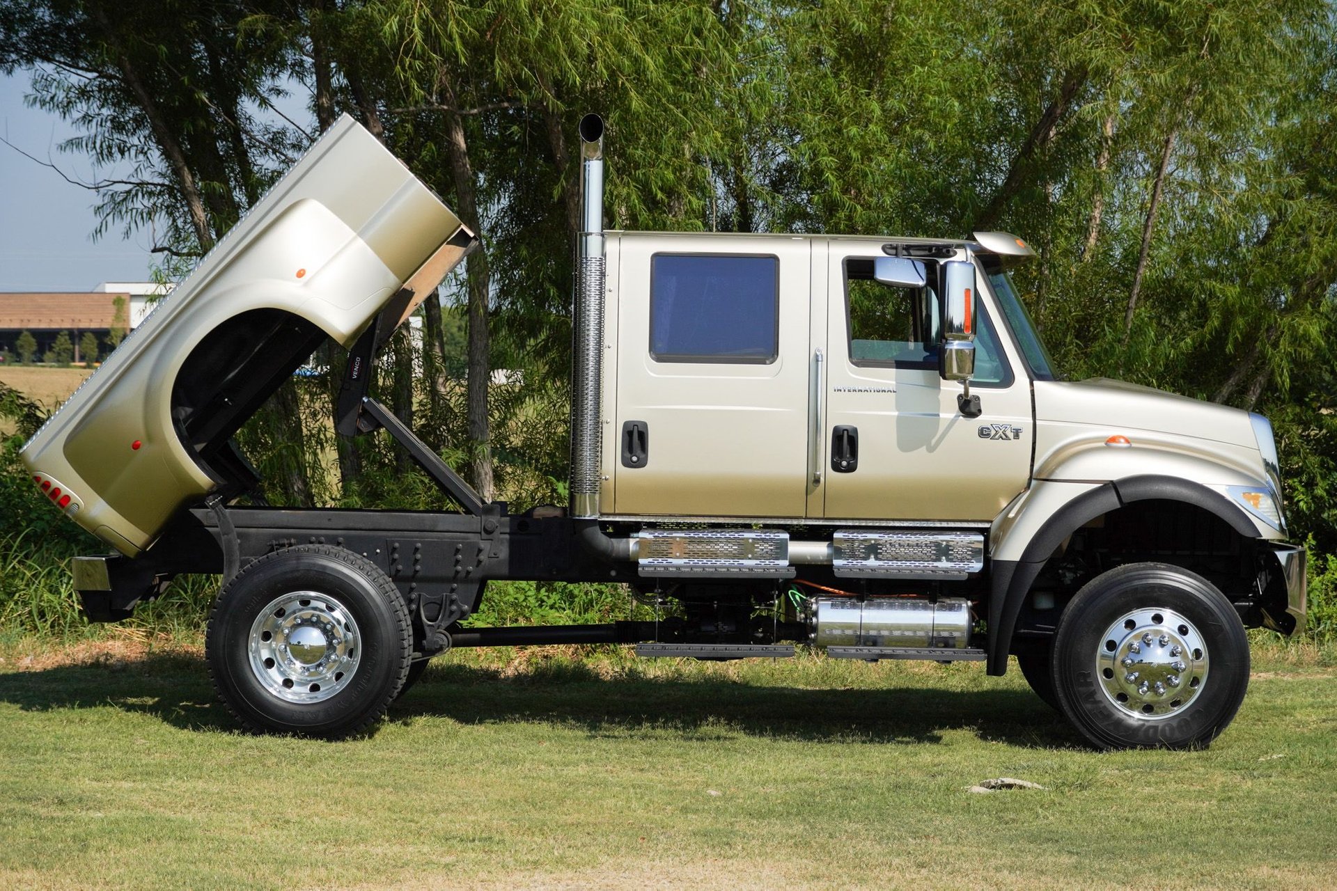 For Sale 2006 International 7400 SR525 CXT 4X4