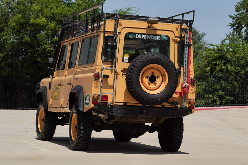1992 Land Rover Defender | Hotrod Collection