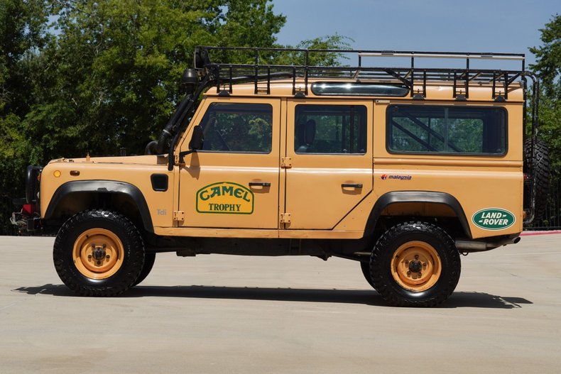 1992 Land Rover Defender | Hotrod Collection