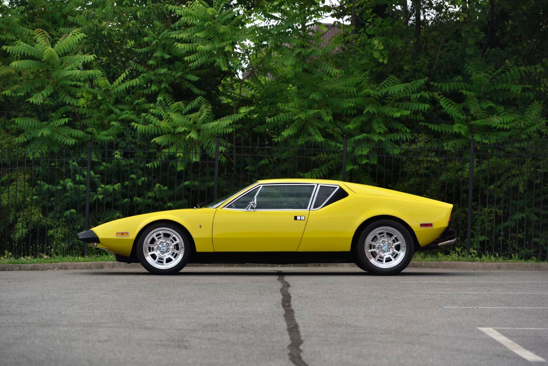 For Sale 1974 De Tomaso Pantera