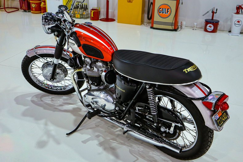 For Sale 1969 Triumph 650 BONNEVILLE T120R