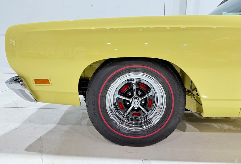 1969 Plymouth Roadrunner Convertible 75
