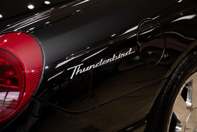2002 ford thunderbird