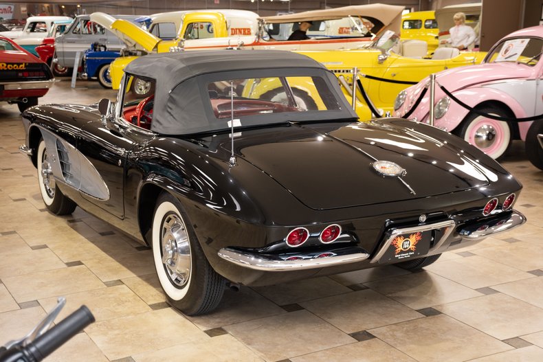1961 chevrolet corvette 2x4bbl 270hp