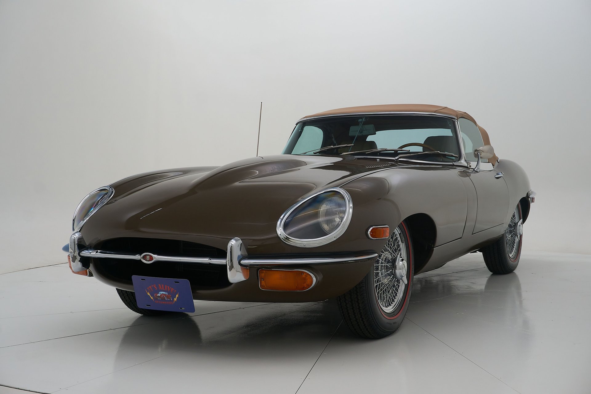 thumbnail image 2 of 2x Headlights For Jaguar E-Type XKE – US/EU Conversion – Fits Roadster & 2+2 2 of 6