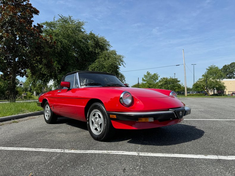 1984 Alfa Romeo Veloce spyder