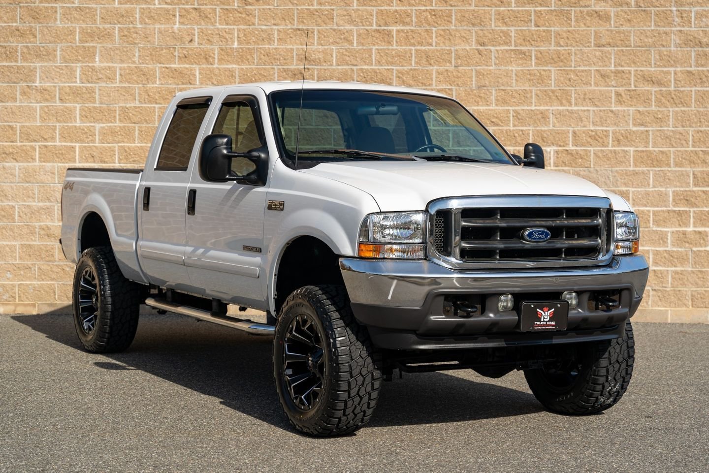 thumbnail image 2 of Evan-Fischer Rear Driveshaft For Ford F-250 Super Duty 1999-2002 7.3L 4WD Auto – 55.75 In 2 of 5
