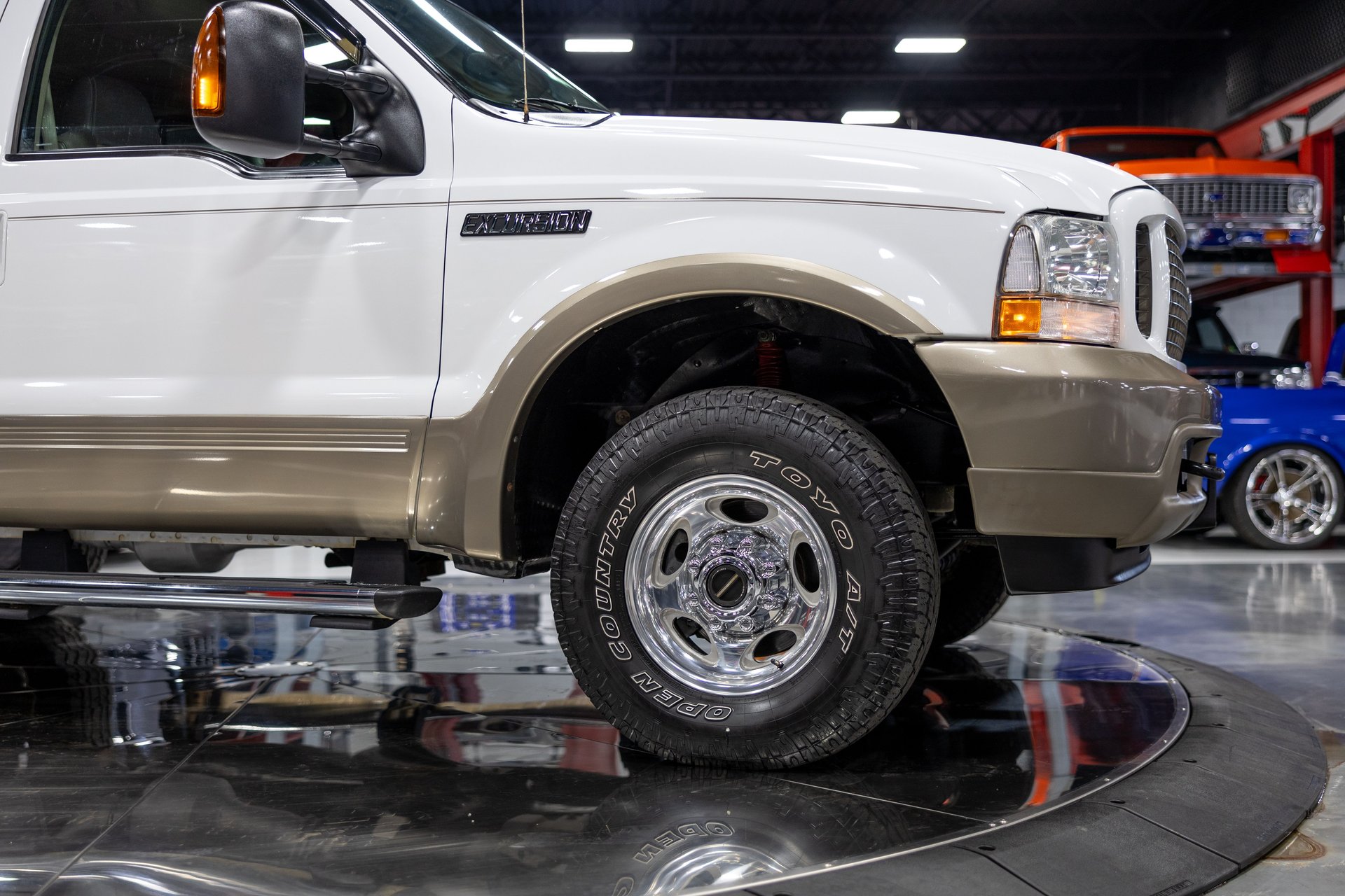 2004 Ford Excursion | King of Cars and Trucks