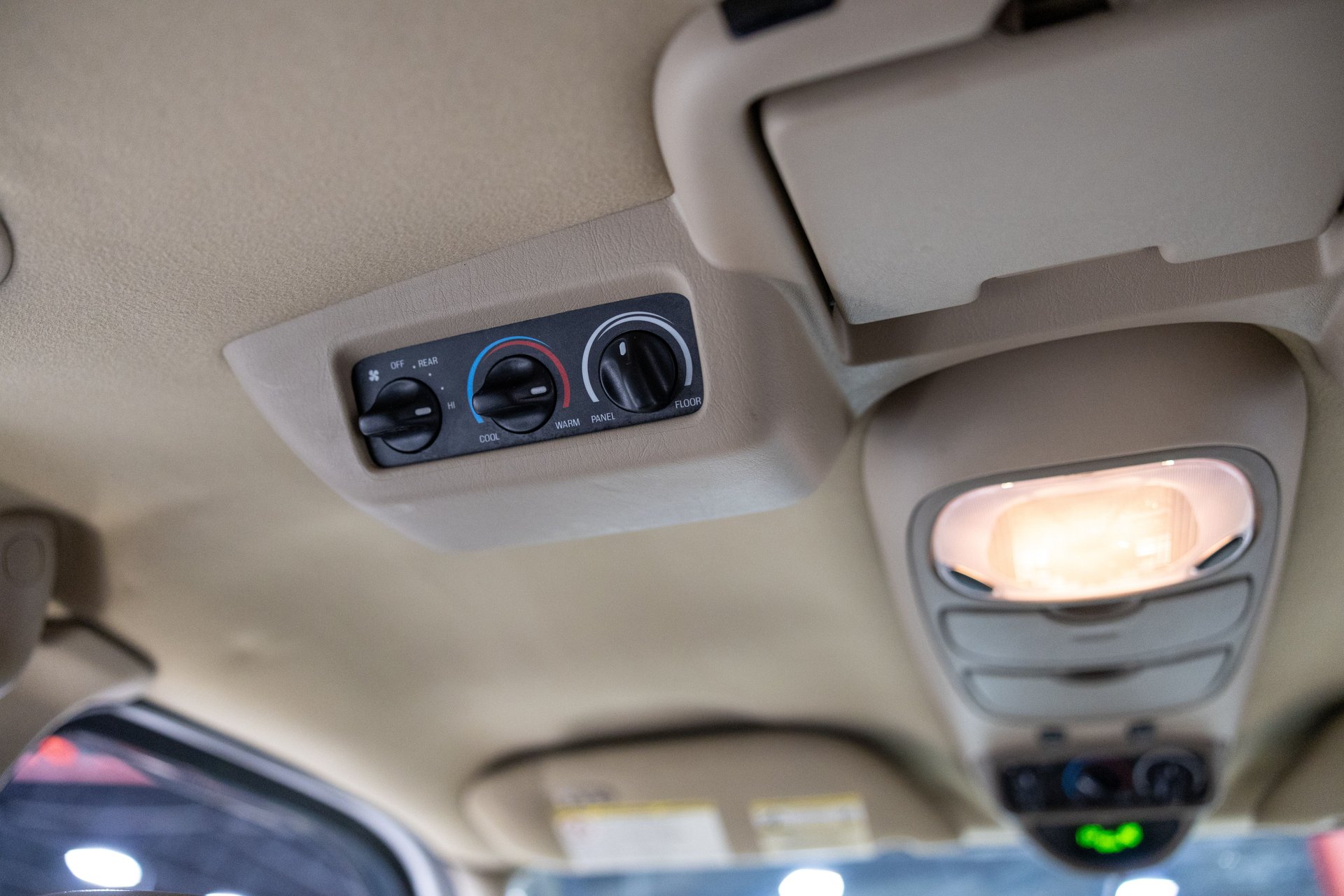 2004 Ford Excursion | King of Cars and Trucks