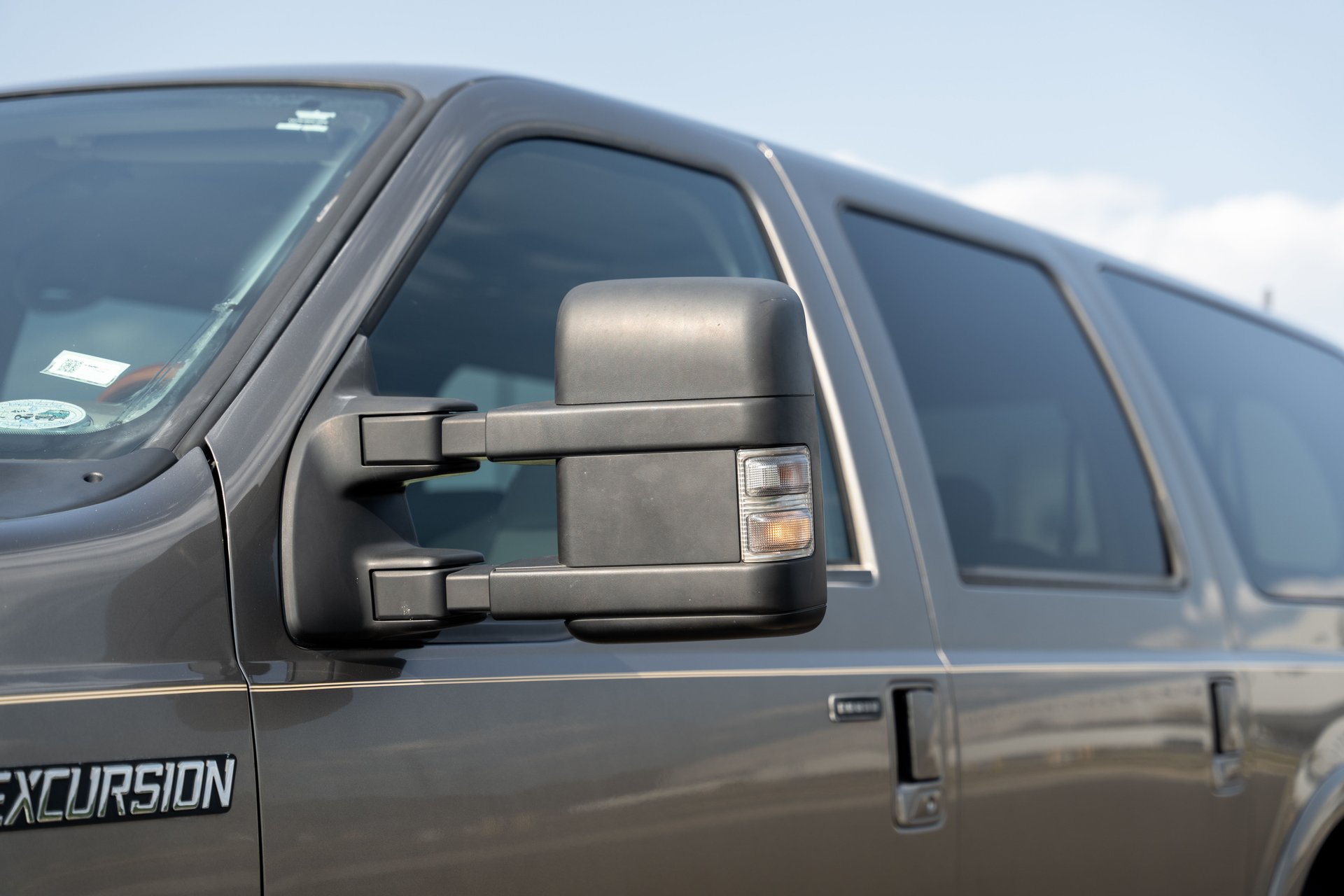 2004 Ford Excursion | King of Cars and Trucks