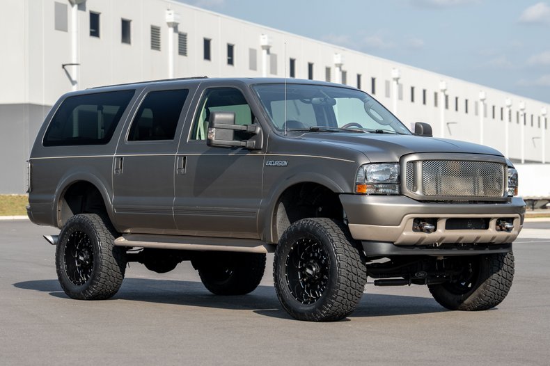 2004 Ford Excursion | King of Cars and Trucks