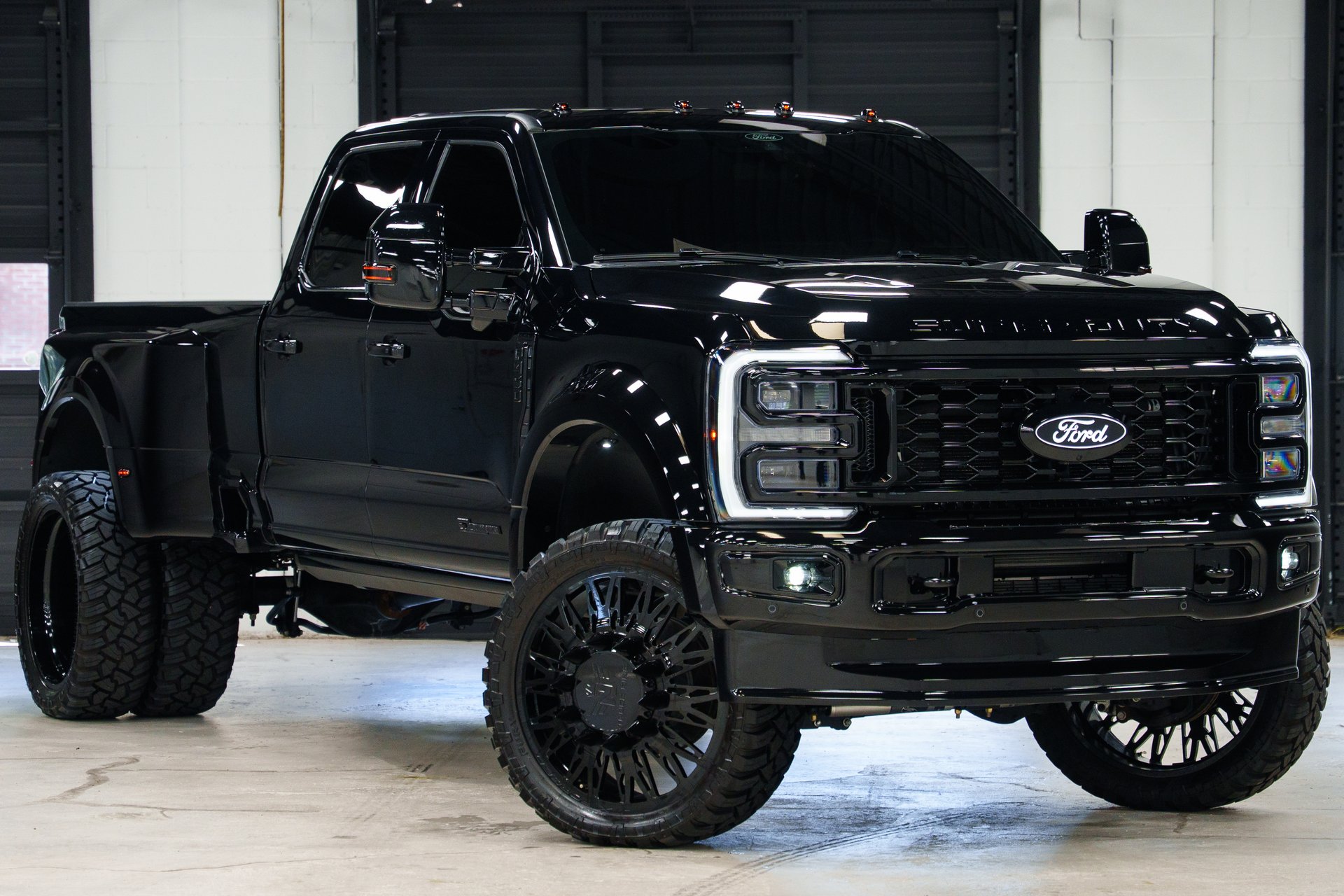 2025 ford f 450 platinum 4wd crew cab 8 box