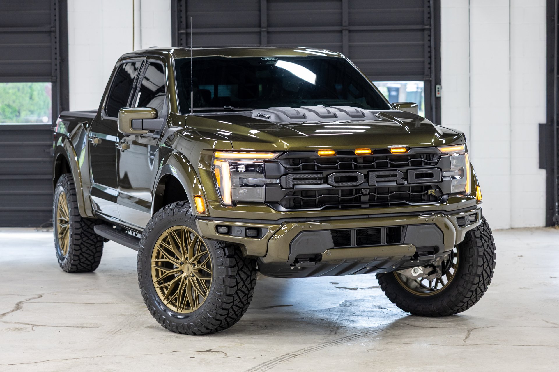 2026 ford f 150 raptor 4wd supercrew 5 5 box