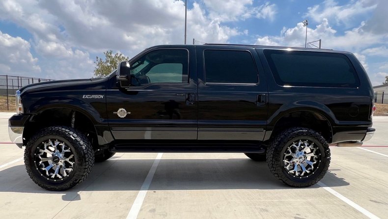 2003 Ford Excursion | Dan Kruse Classics