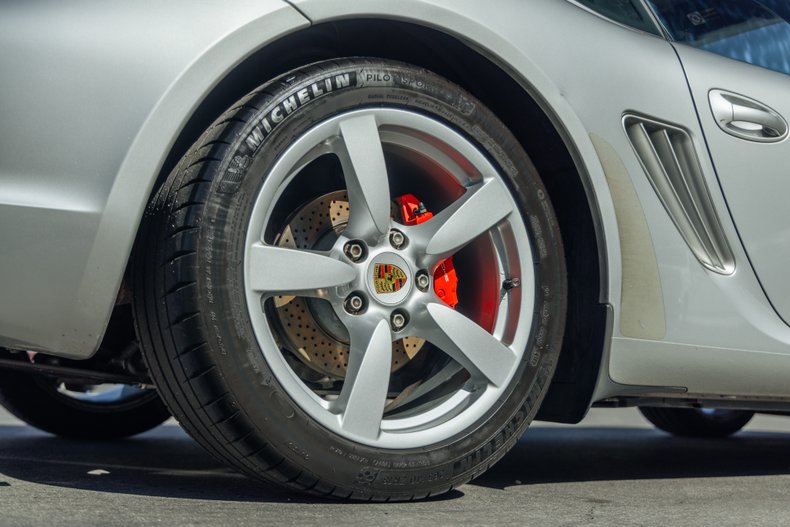 2006 Porsche Cayman S 22