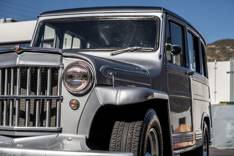 1962 Willys Wagoneer 59