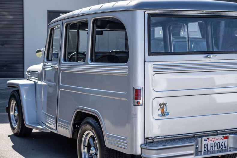 1962 Willys Wagoneer 61