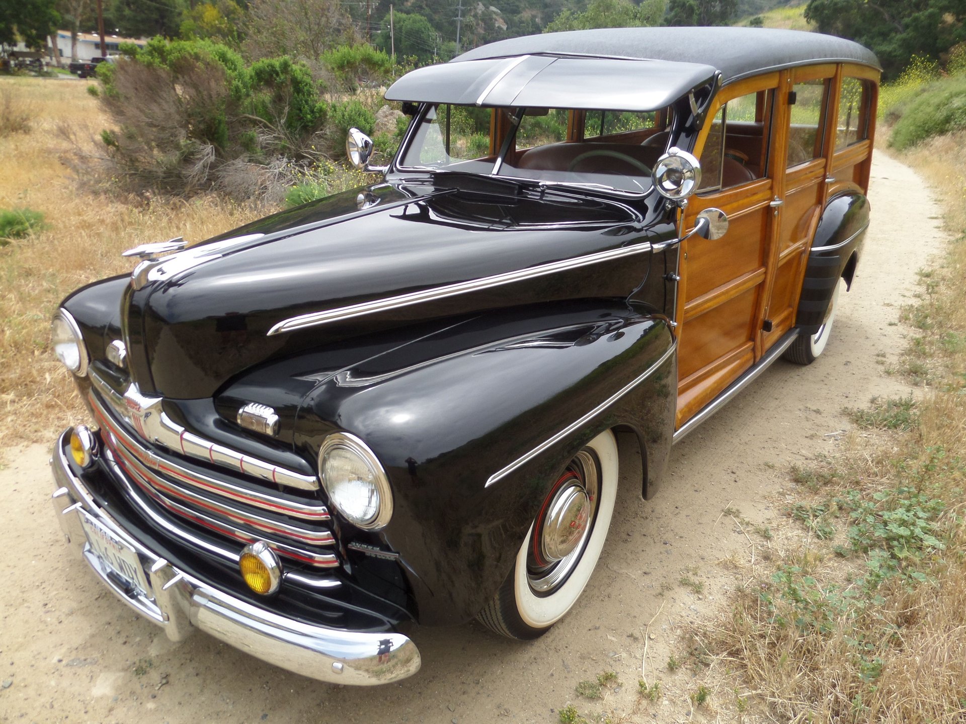 1946 ford deluxe woody station wago