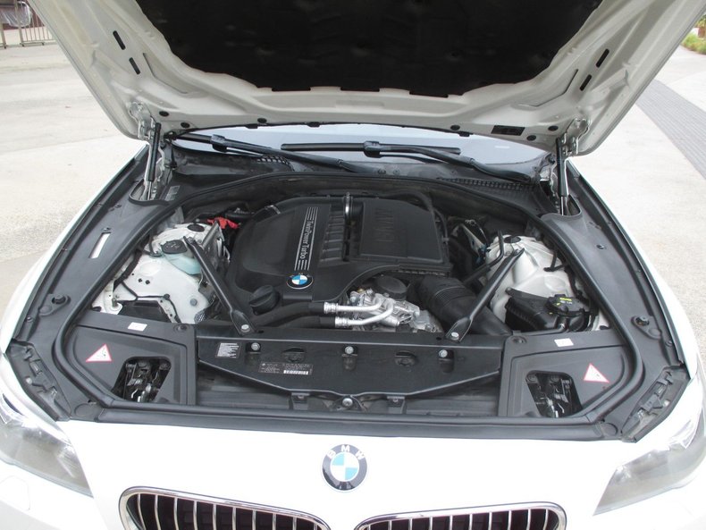 2015 BMW 535i 10