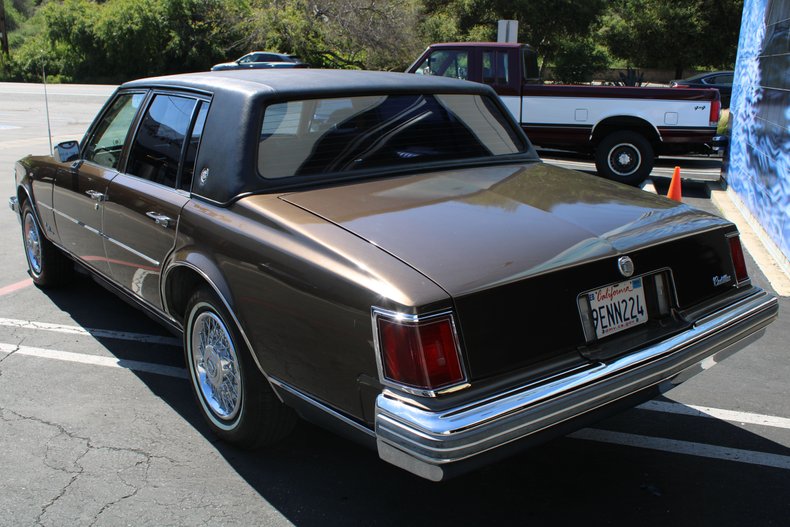 1976 Cadillac Seville 4