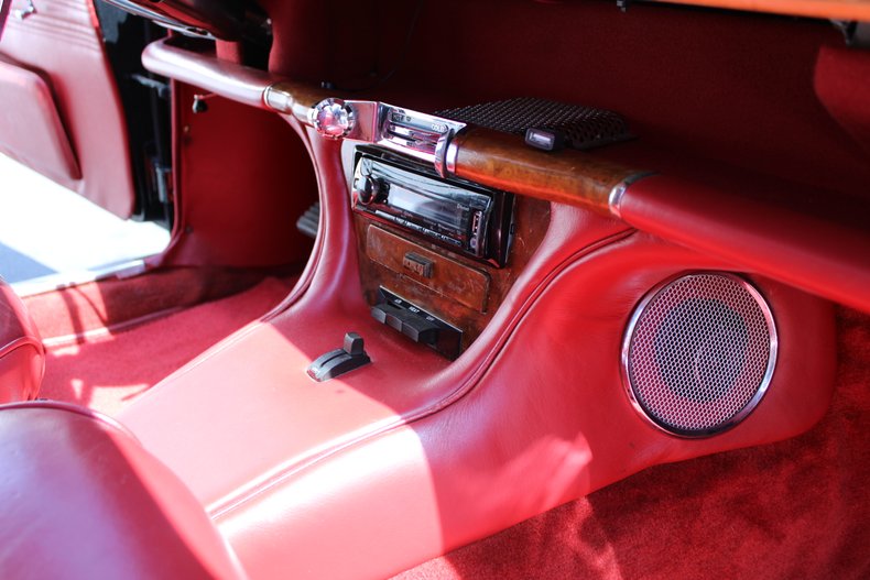 1965 Jaguar Mark II 37