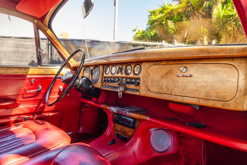 1965 Jaguar Mark II 20