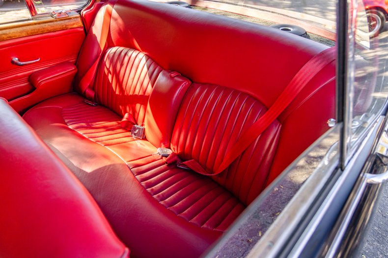 1965 Jaguar Mark II 22