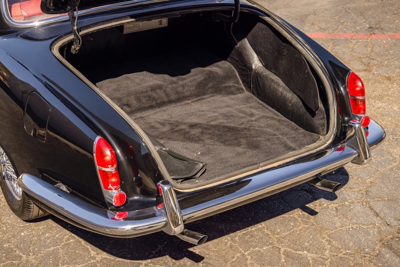 1965 Jaguar Mark II 44