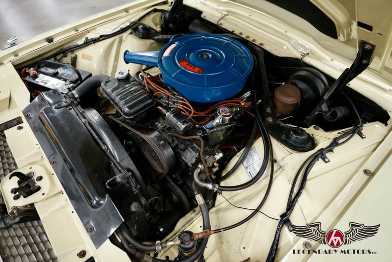 1966 Ford Thunderbird 39