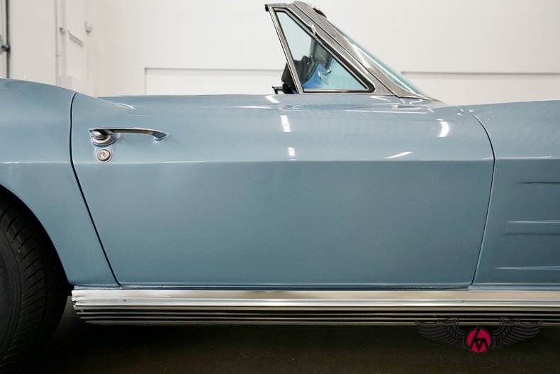 1964 Chevrolet Corvette 22