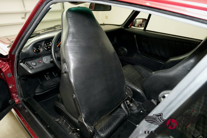 1981 Porsche 911SC 28