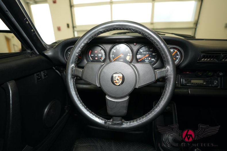 1981 Porsche 911SC 38