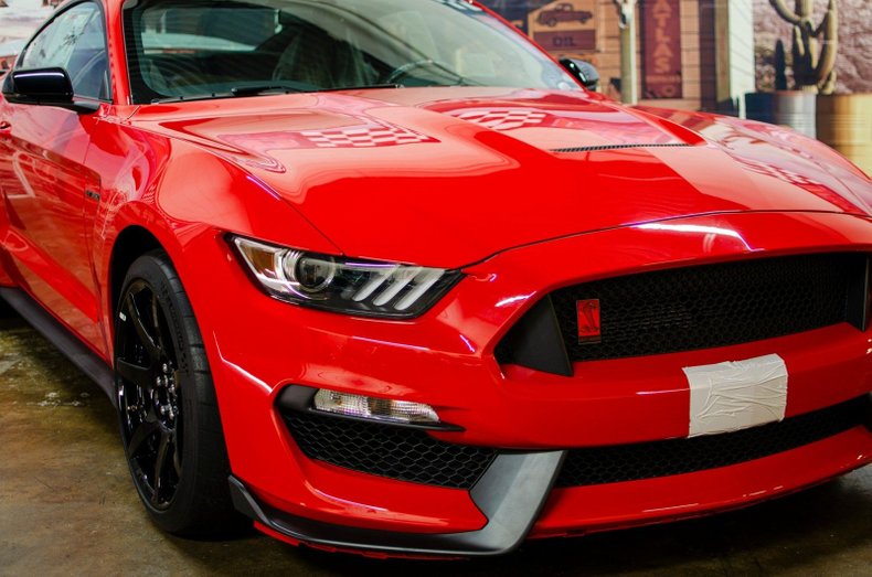 2016 Ford Shelby GT350R 2