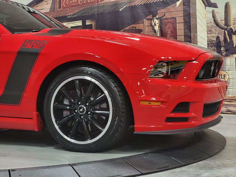 2013 Ford Mustang 8