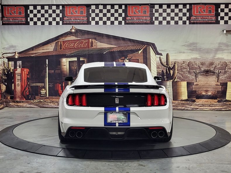 2016 Ford Shelby GT350 4