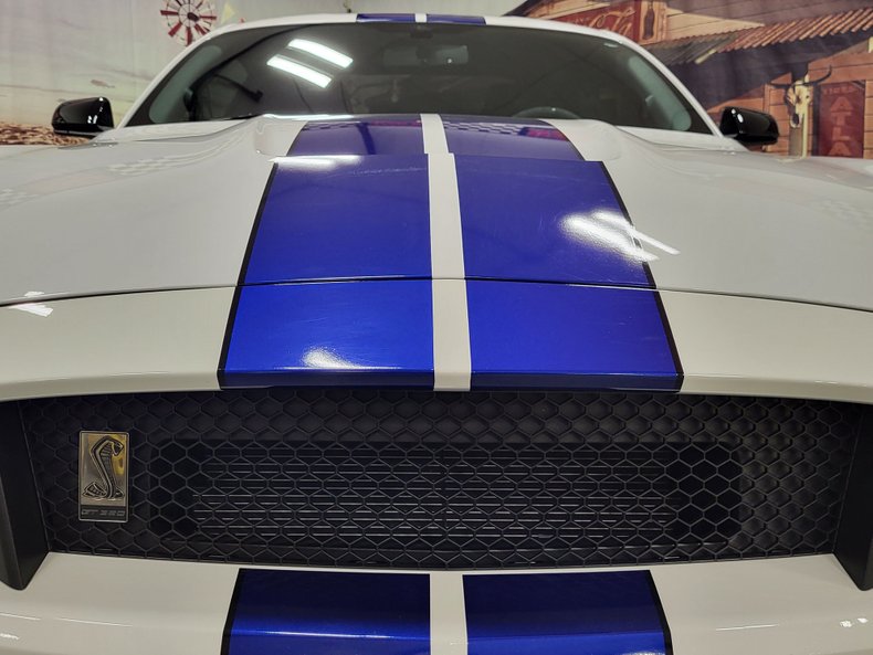 2016 Ford Shelby GT350 16
